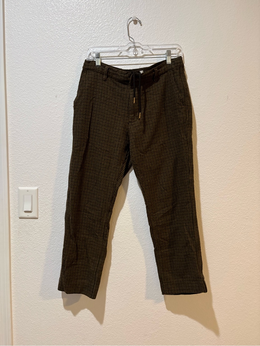 Taylor Stitch 31  Brown Plaid Chinos Pull On